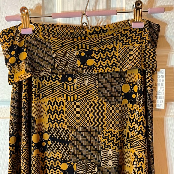 LuLaRoe Maxi stretch skirt NWT size small stretch - Picture 5 of 7